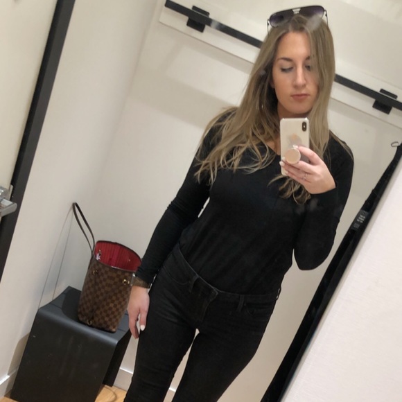 Meet your Posher, Kelcie - Picture 4 of 5